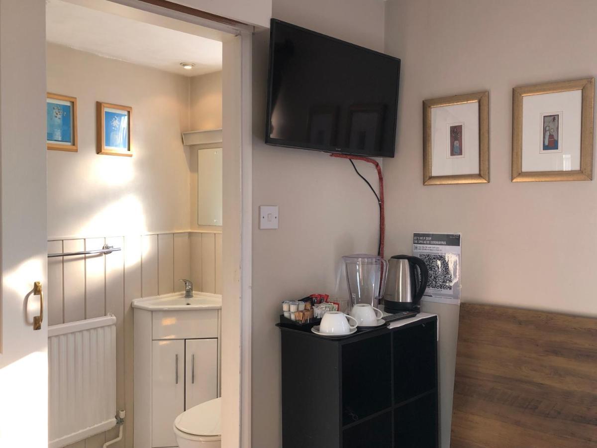 Carena House Bed & Breakfast 4*