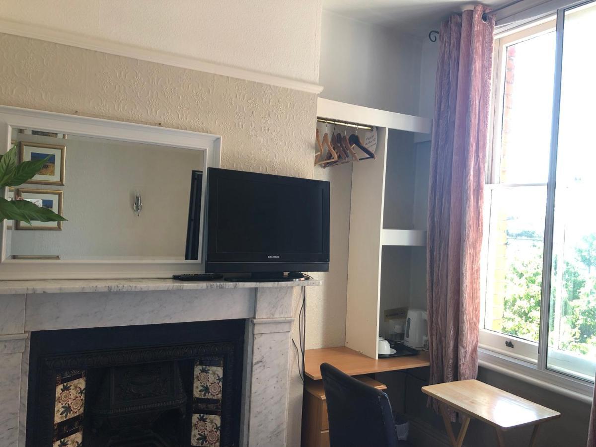 Carena House Bed & Breakfast 4*
